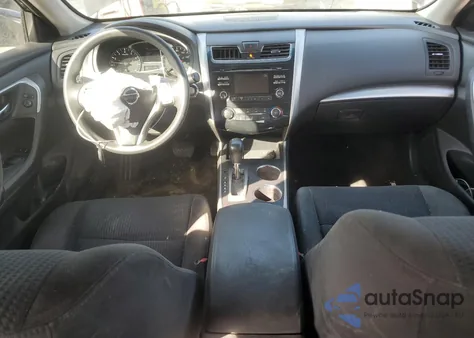 2015 Nissan Altima 2.5 из США, поврежденный, VIN 1N4AL3AP3FN338020